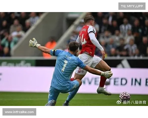 加布里埃尔头球破门，阿森纳定位球战术击溃维拉防线
